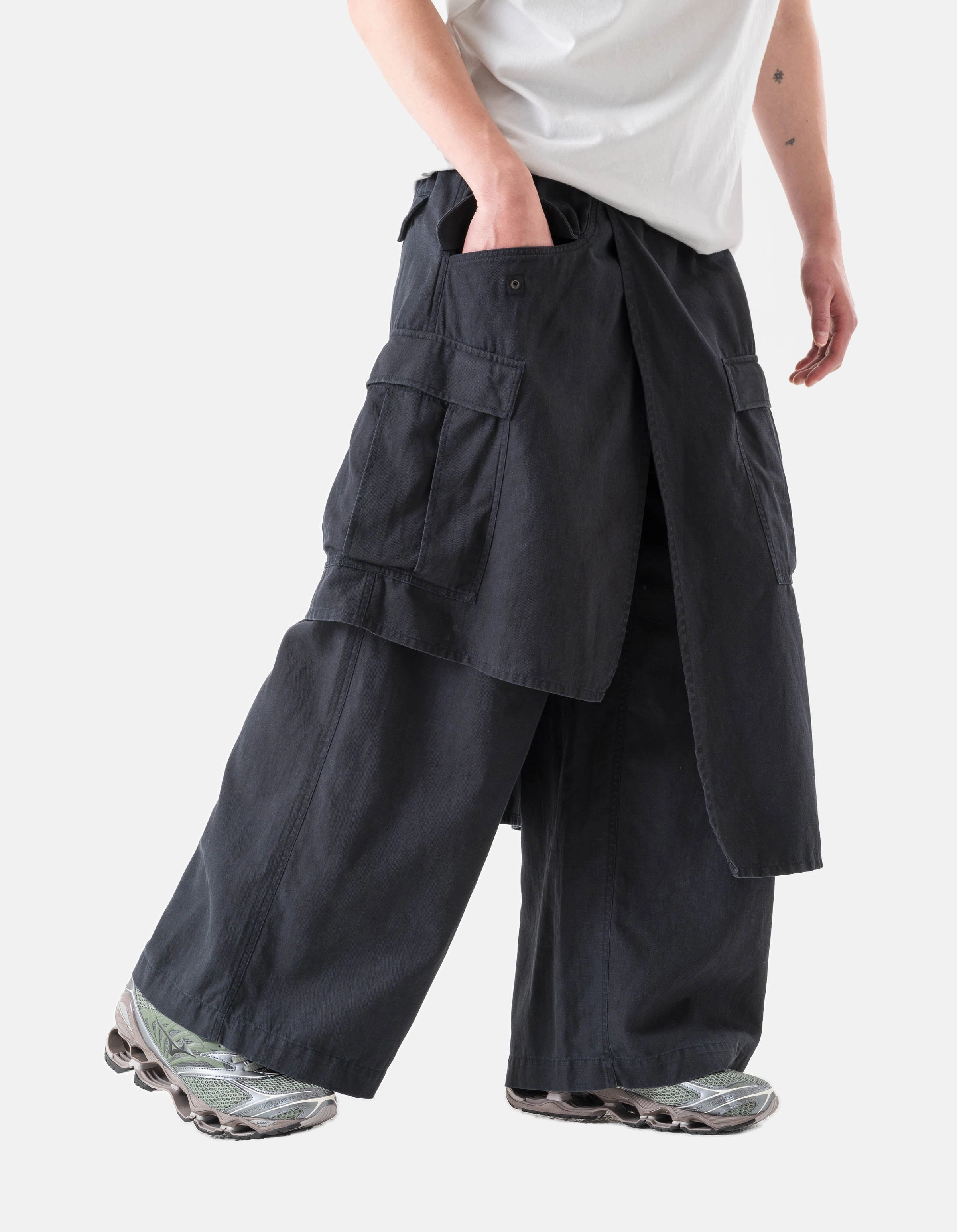 4588 Asym Cargo Hakama Pants Navy Non Slip Waistband Odor Control Treatment