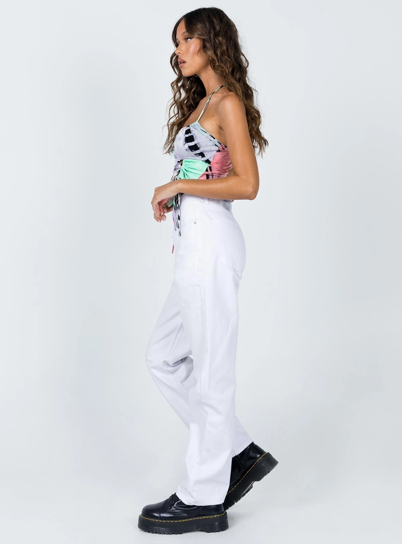 Street Routine Minimalist Pocket Layout Holly Asymmetric Straight Leg Jeans White Denim