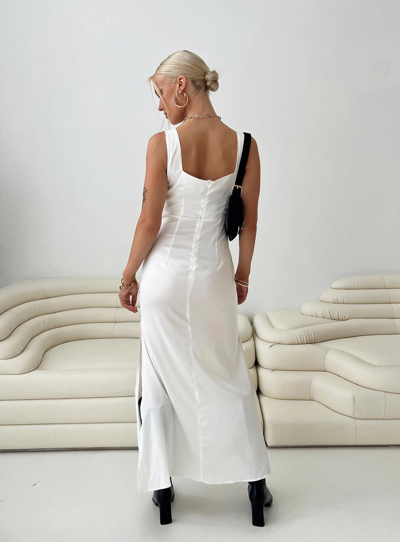 Lynsey Midi Dress White Vibrant Movement