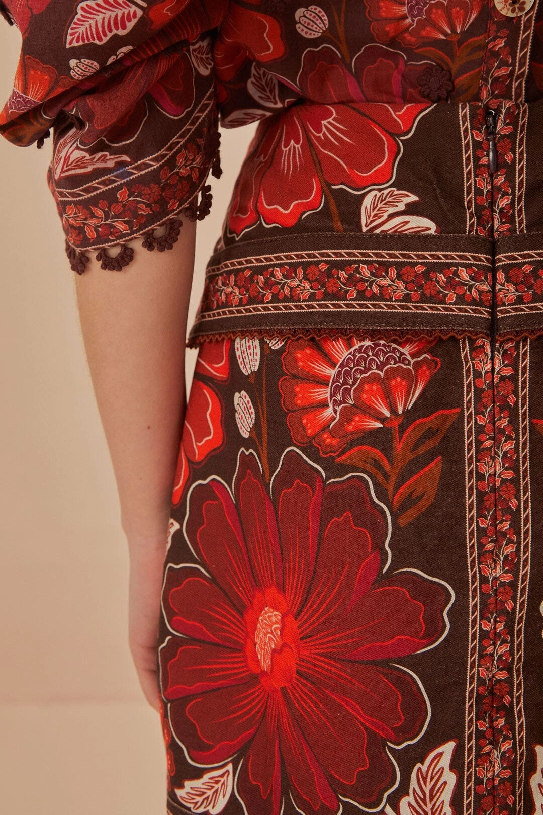 Gigi Tapestry Skirt Tear Resistant Material