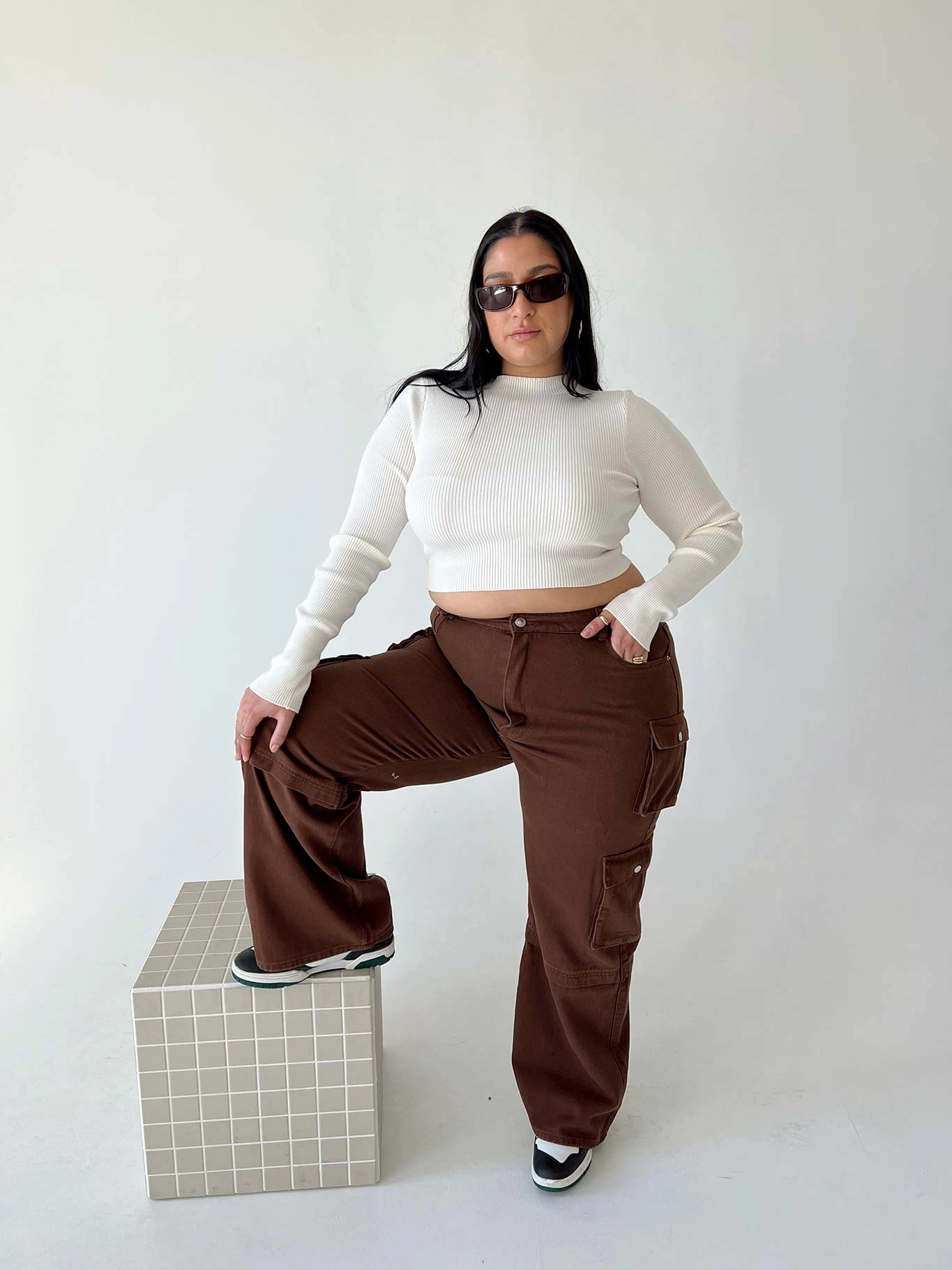 Darla Cargo Denim Jeans Brown Curve Shape Retention