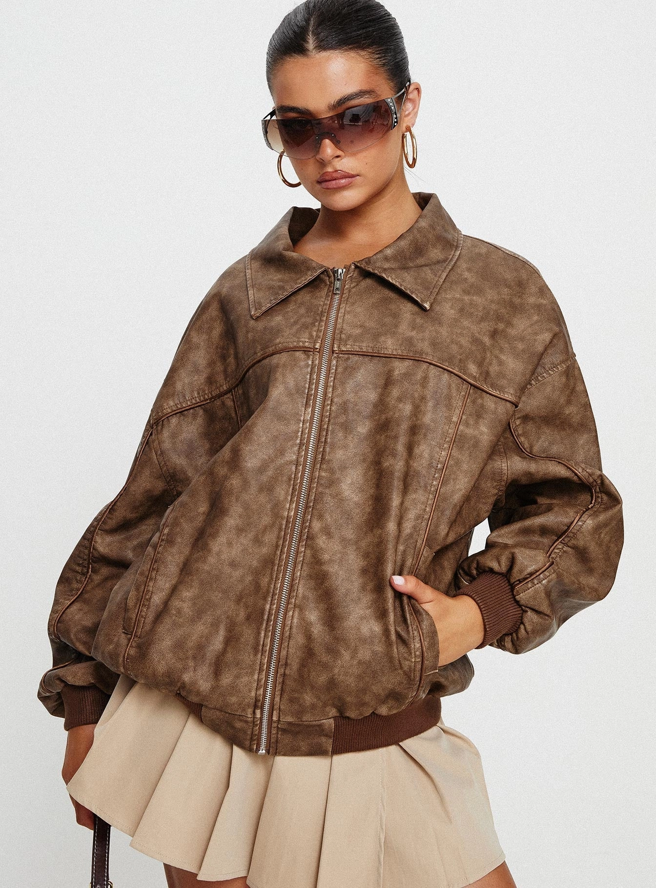 Subtle Design Detail Temperature Regulating Fabric Goldsmith Faux Leather Bomber Jacket Washed Brown