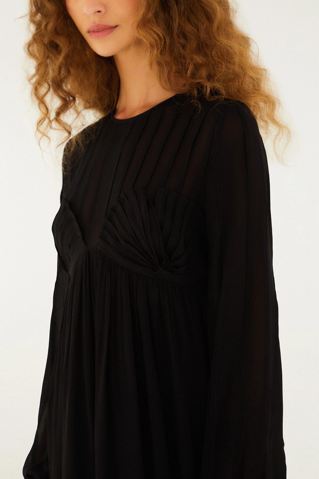 Graceful Attire Black Shell Mini Dress Gift-Worthy Fashion Forward