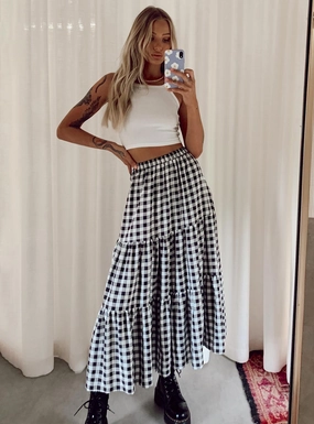 Eco Friendly Dye quick dry Hale Midi Skirt Black / White