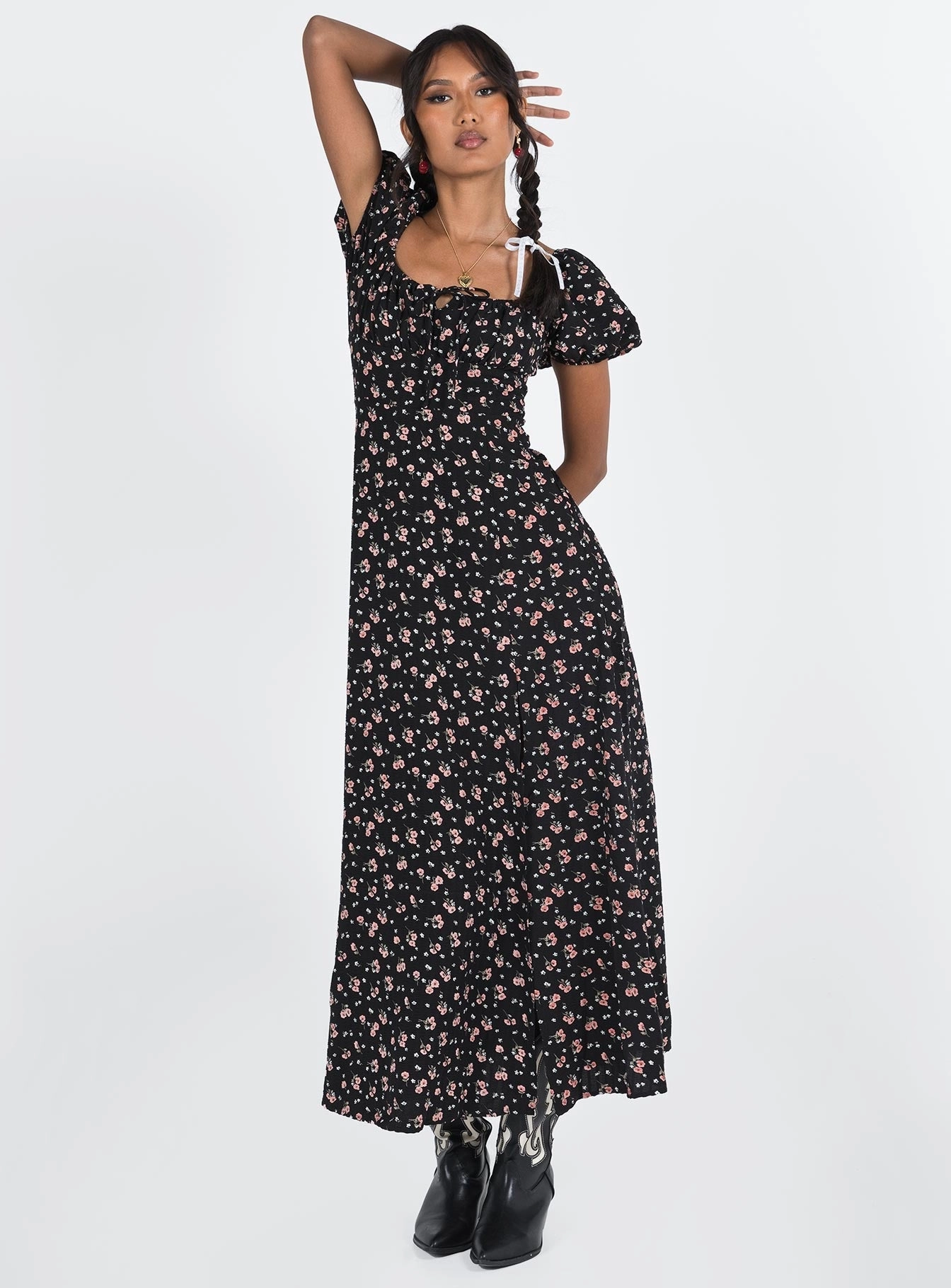 Hauser Maxi Dress Black Floral Relaxed and Elegant