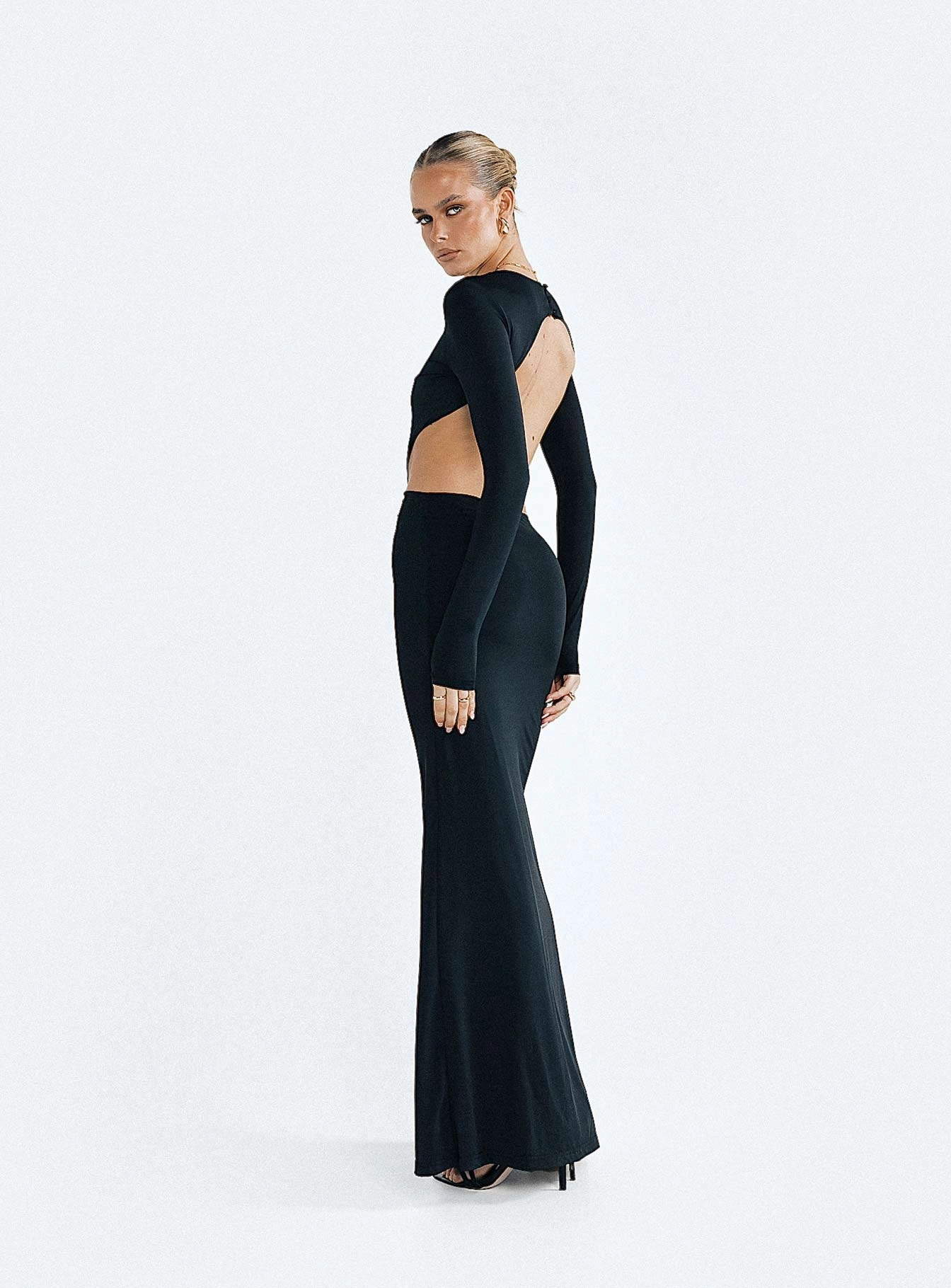 Heuston Backless Maxi Dress Black Interchangeable-Detail Flattering and Chic