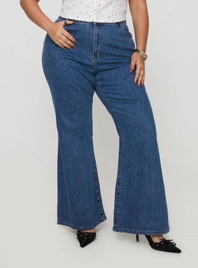 Odor Control Treatment Wear It All Lucille High Rise Flared Jeans Mid Wash Curve