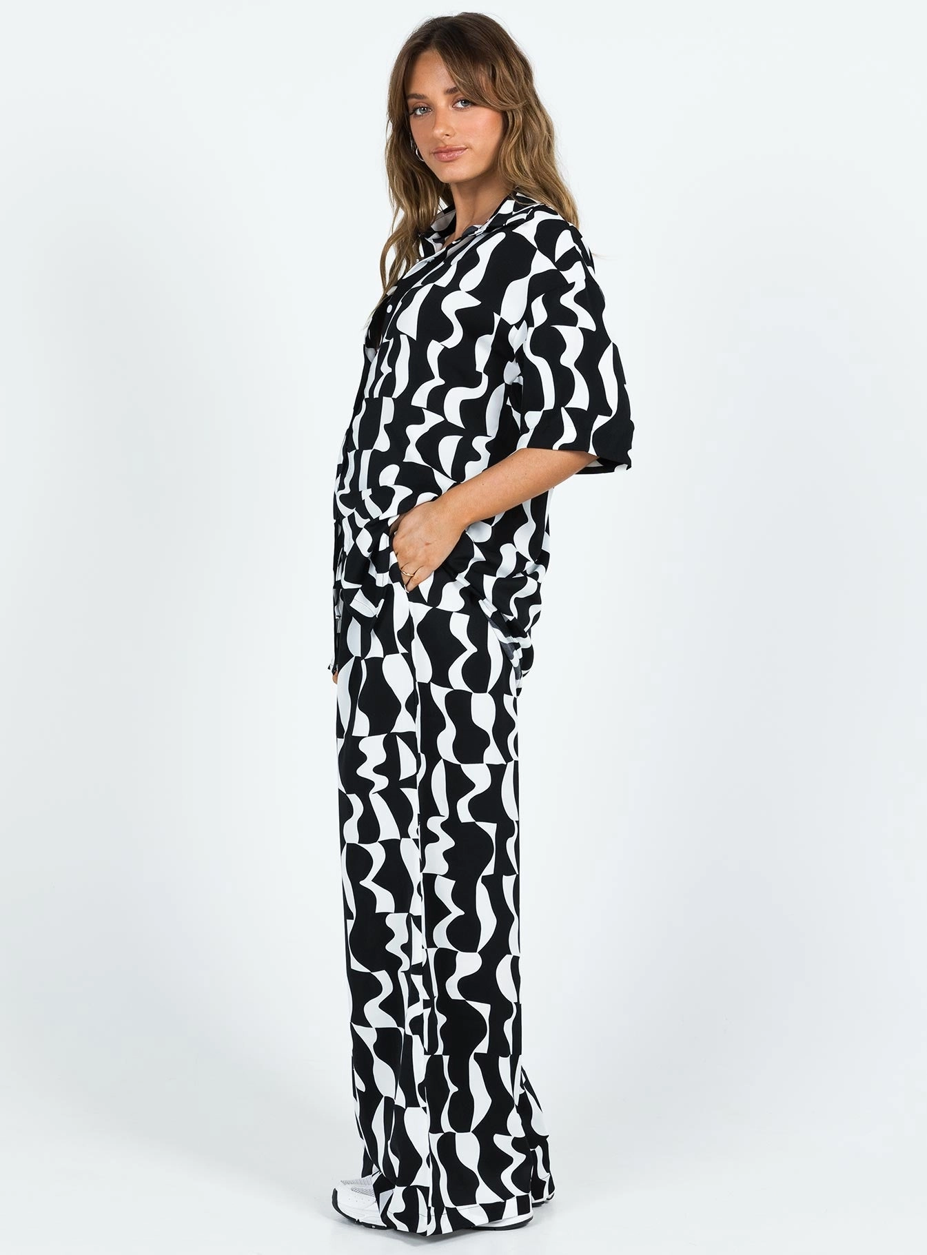 Hilola Set Black / White ReinforcedBeltLoops