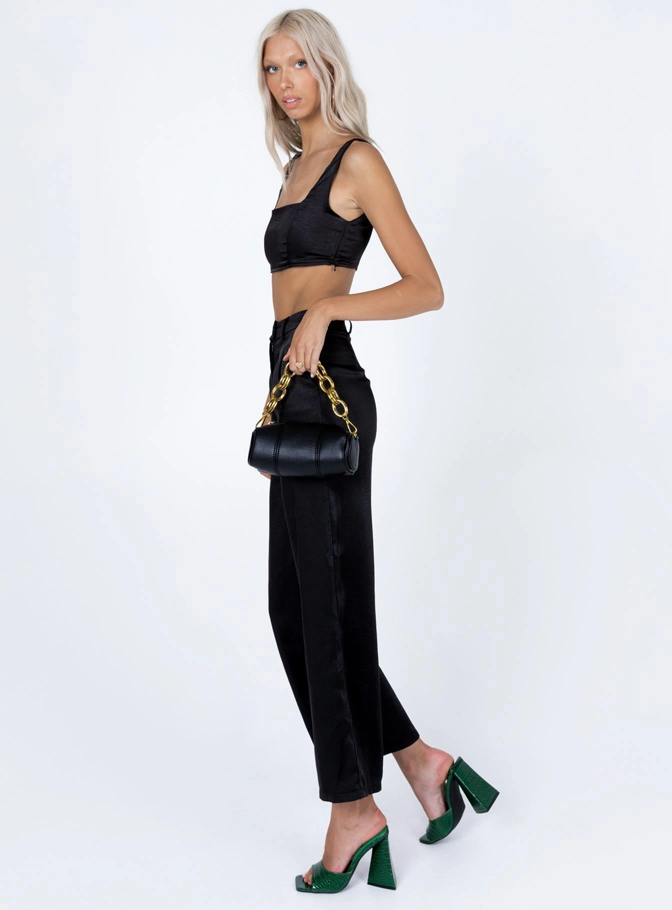 Huxley Set Satin Black Dynamic Motion Comfy Design