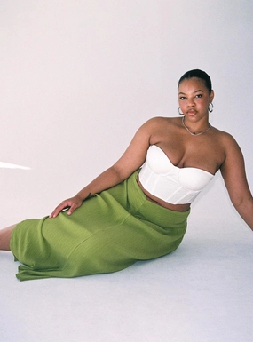 Mira Maxi Skirt Green Curve Soft Lines