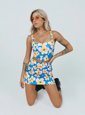 Spring Must Have Ilina Mid Rise Mini Skirt Floral Blue