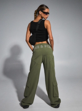 Stretch Material Tapered leg Jagger & Stone Christina Cargo Pants Khaki