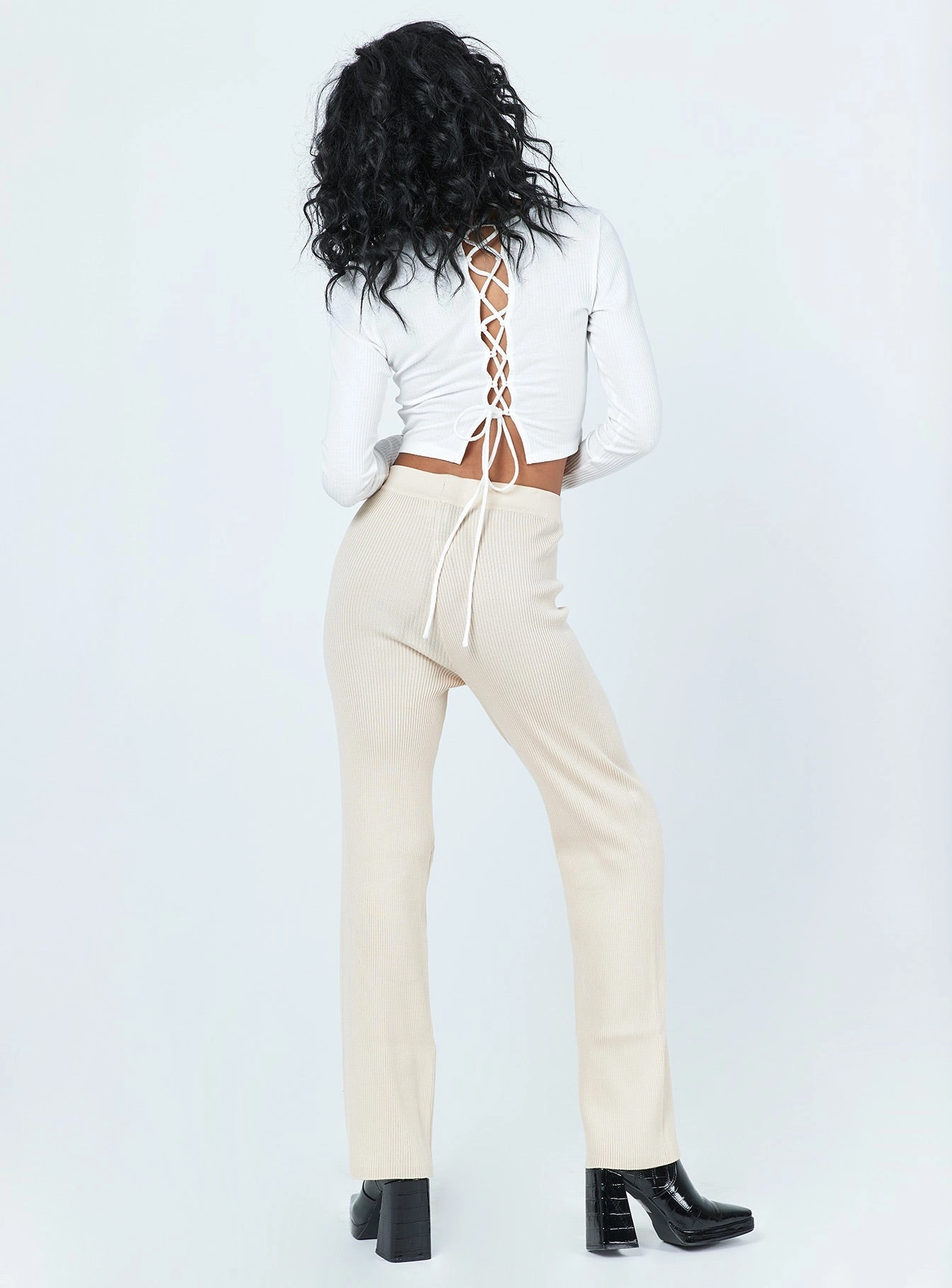 Jayla Pants Beige Smart Layer Fashionable Cut