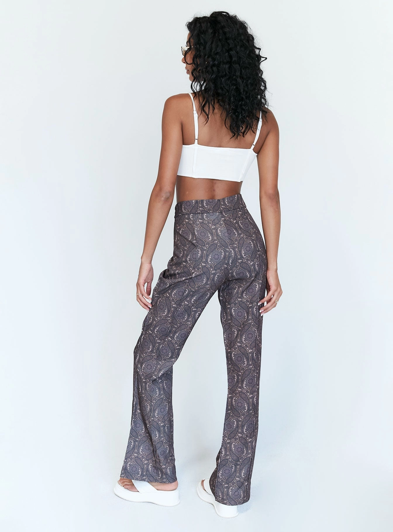 Neutral Fit Jensen Paisely Pants Brown