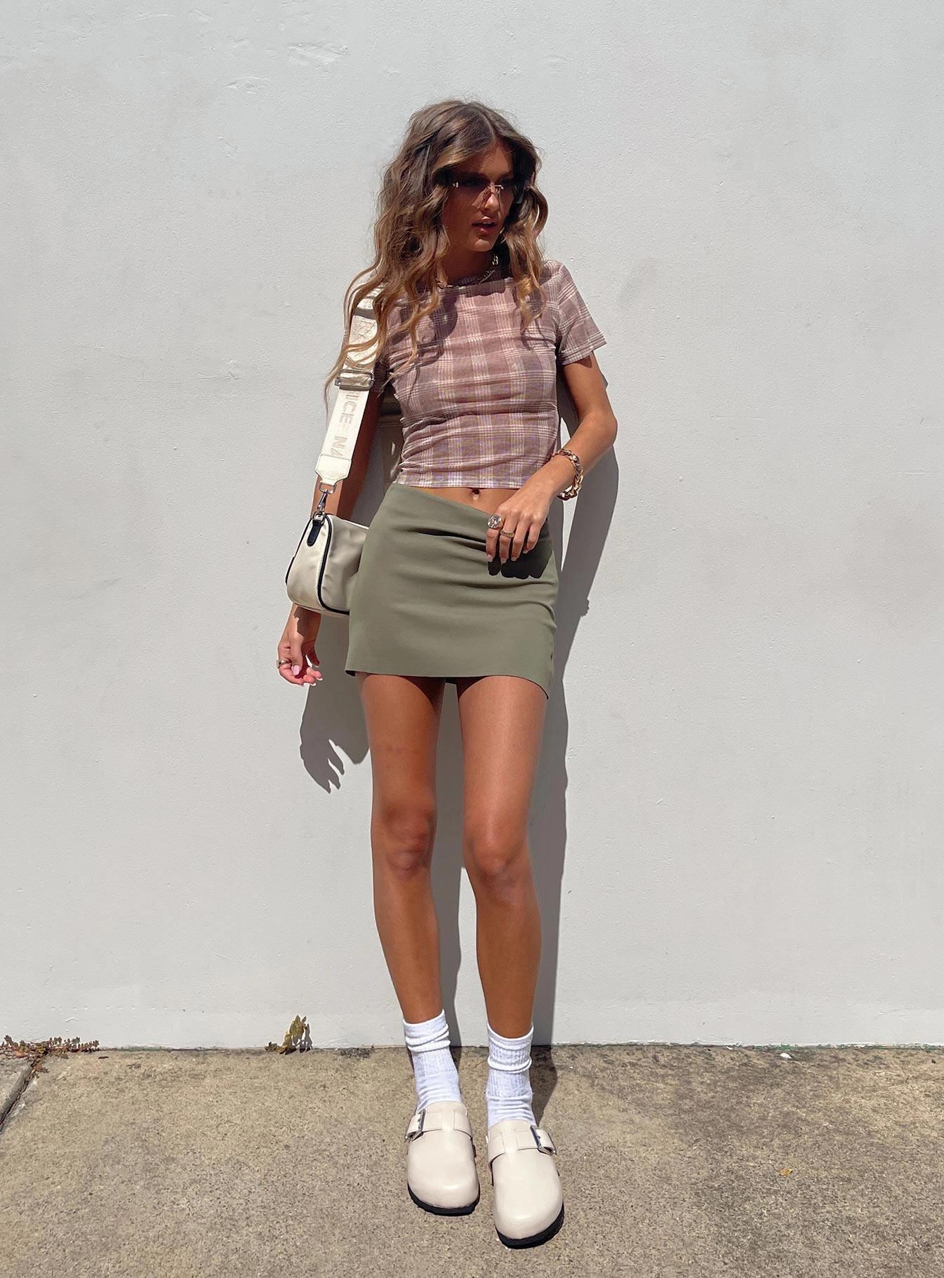 Outfit Focus Vibrant Touch Karley Low Waist Mini Skirt Green