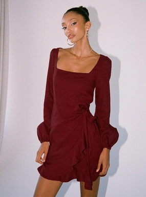 Minimal Motion Seasonal Must-Have The Villa Mini Dress