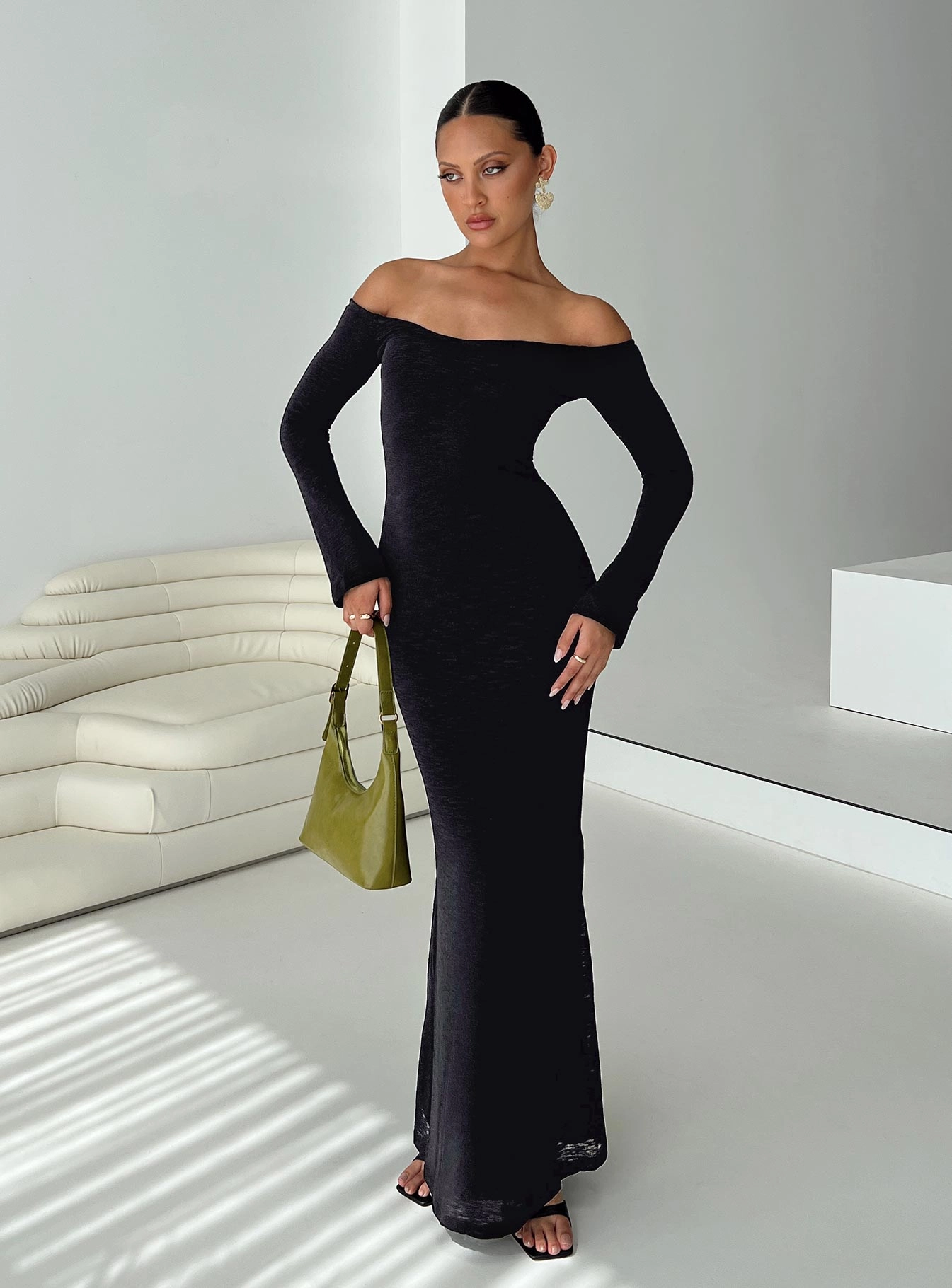 Korey Off The Shoulder Maxi Dress Black Flared shape TaglessDesign