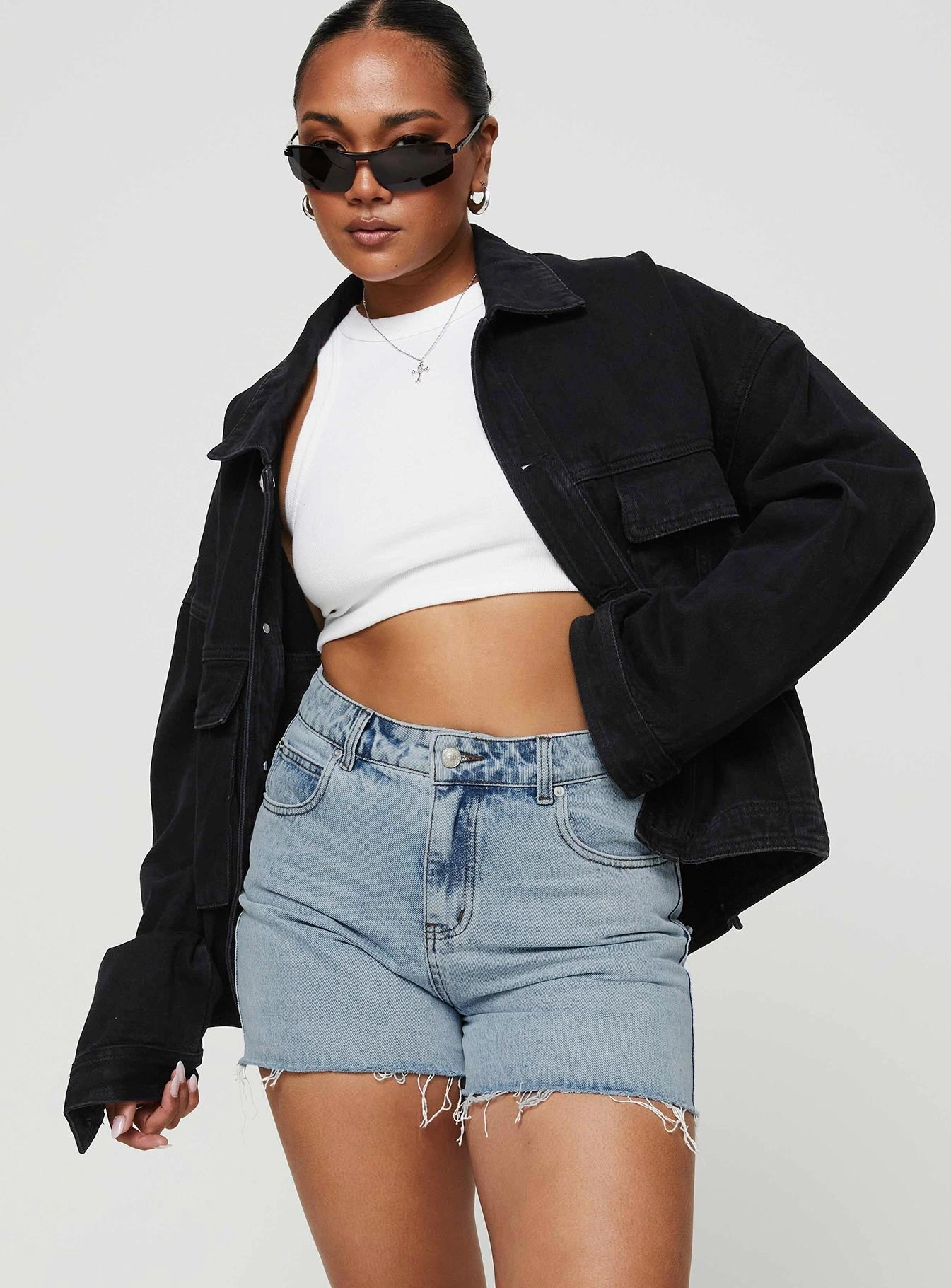 Roll Up Cuff Design Laurena Denim Shorts