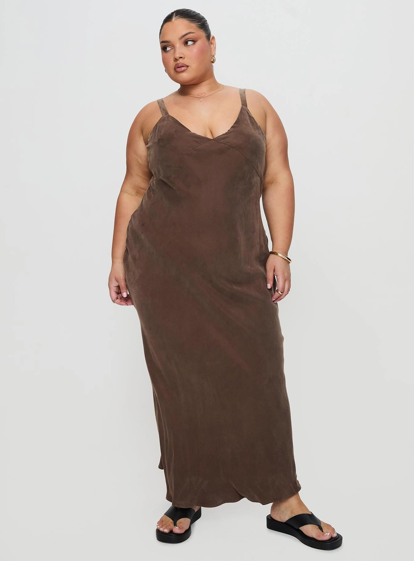Laurette Maxi Dress Brown Curve Minimalist-Style All Fitwear