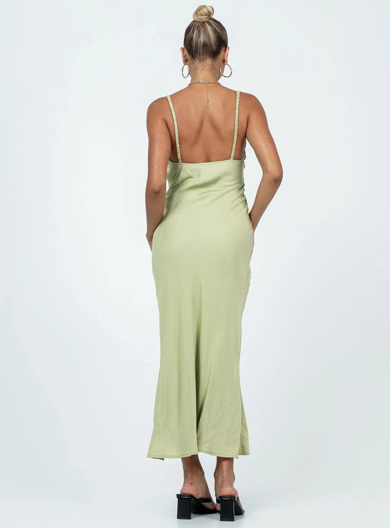Bold Touch Trendy Cut Nicoleta Maxi Dress Green