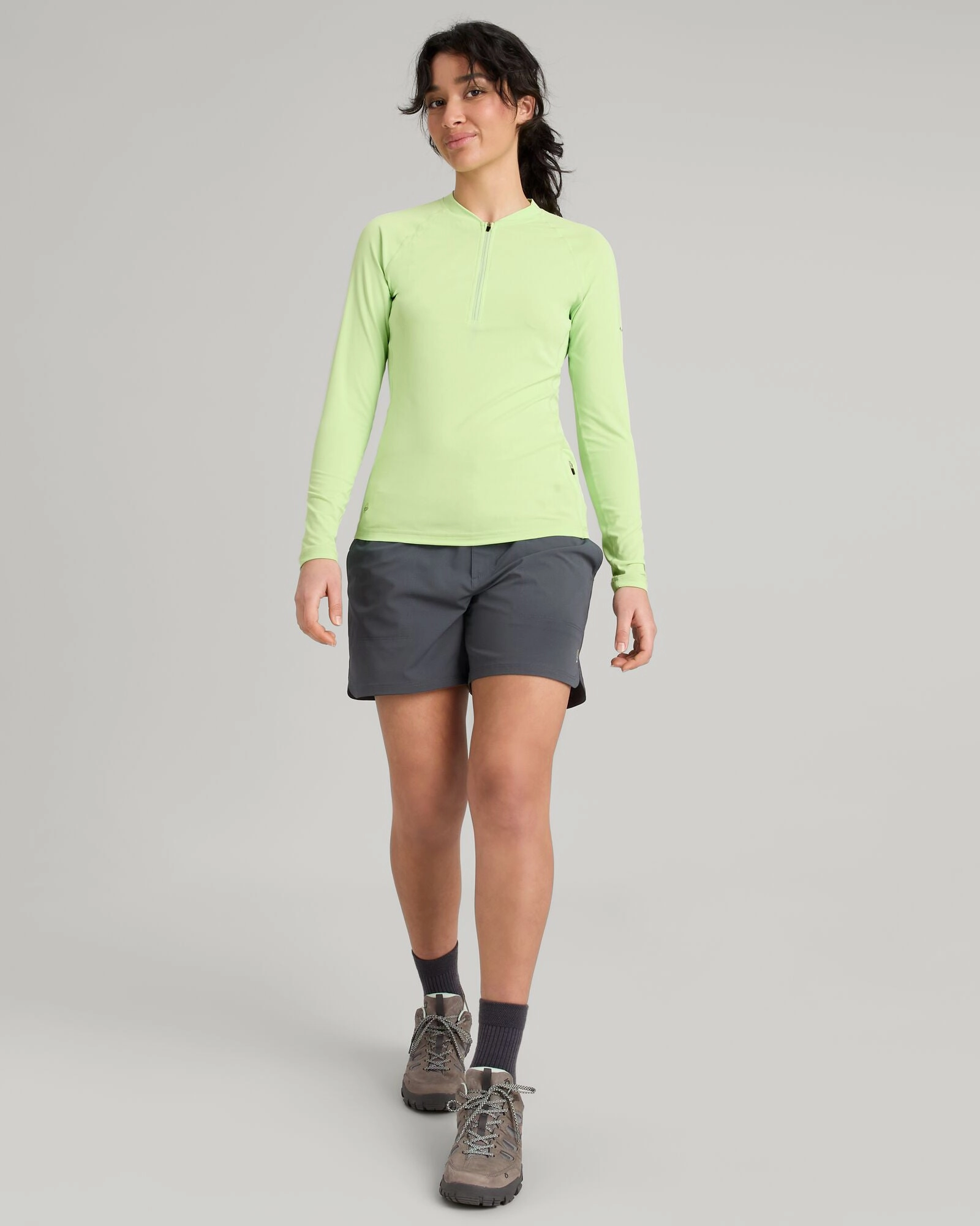 WTR-Seeker Women's Splash Long Sleeve Top - Glowy Fashion Essentials Luxury Fiber Blend