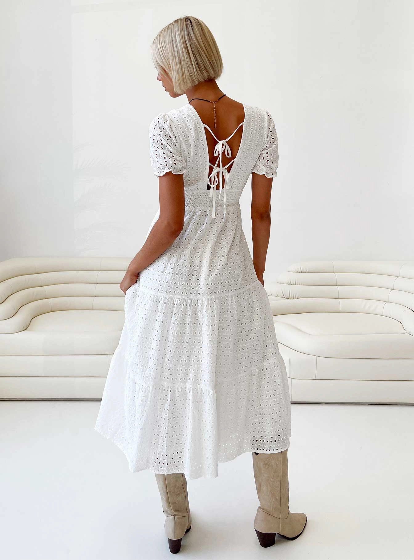 Effortless Piece cut out Durna Maxi Dress White