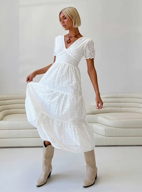 Durna Maxi Dress White Sleek Form Layered Look