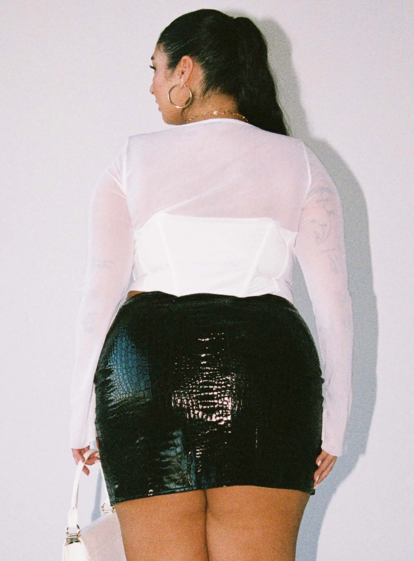 Breathable Classic Comfort Leila Mini Skirt Black Croc Curve
