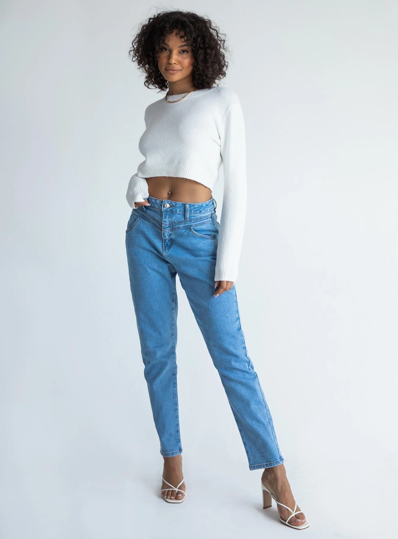 Couple Look Smooth Easy Layering Leila Yolk Mom Denim Jeans