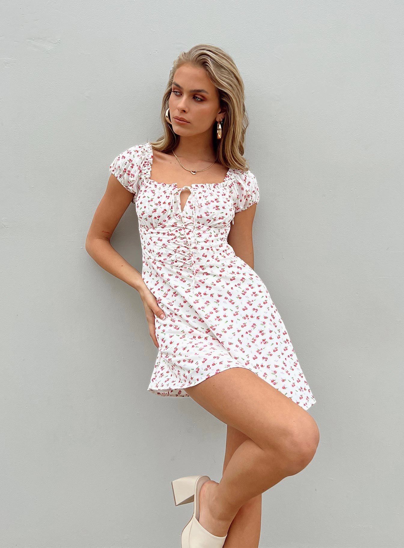 Lidia Mini Dress White Multi Wrinkle-Resistant Style Ease
