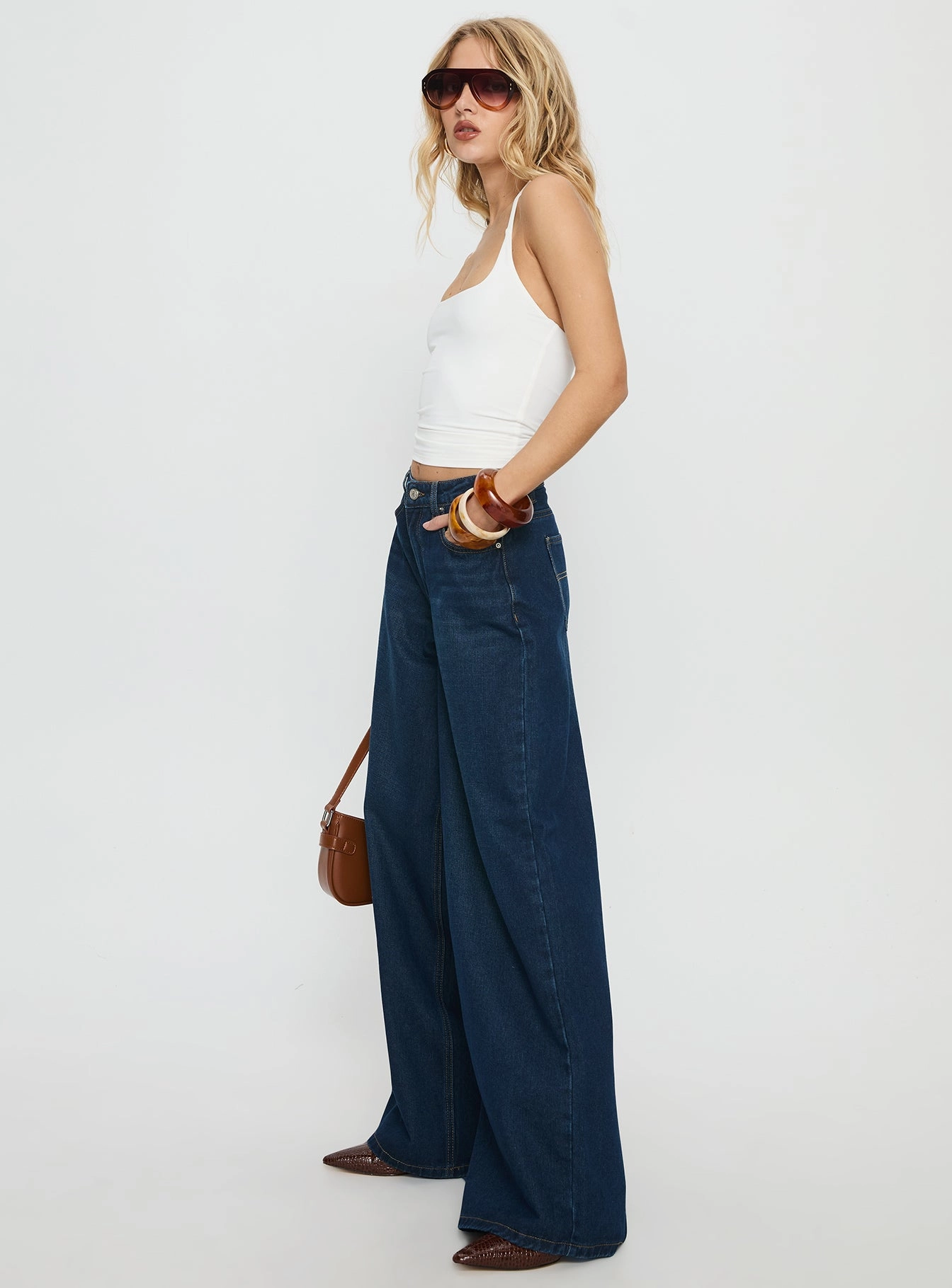 Naylor Mid Rise Wide Leg Jeans Mid Blue Denim Petite Tapered Leg Profile