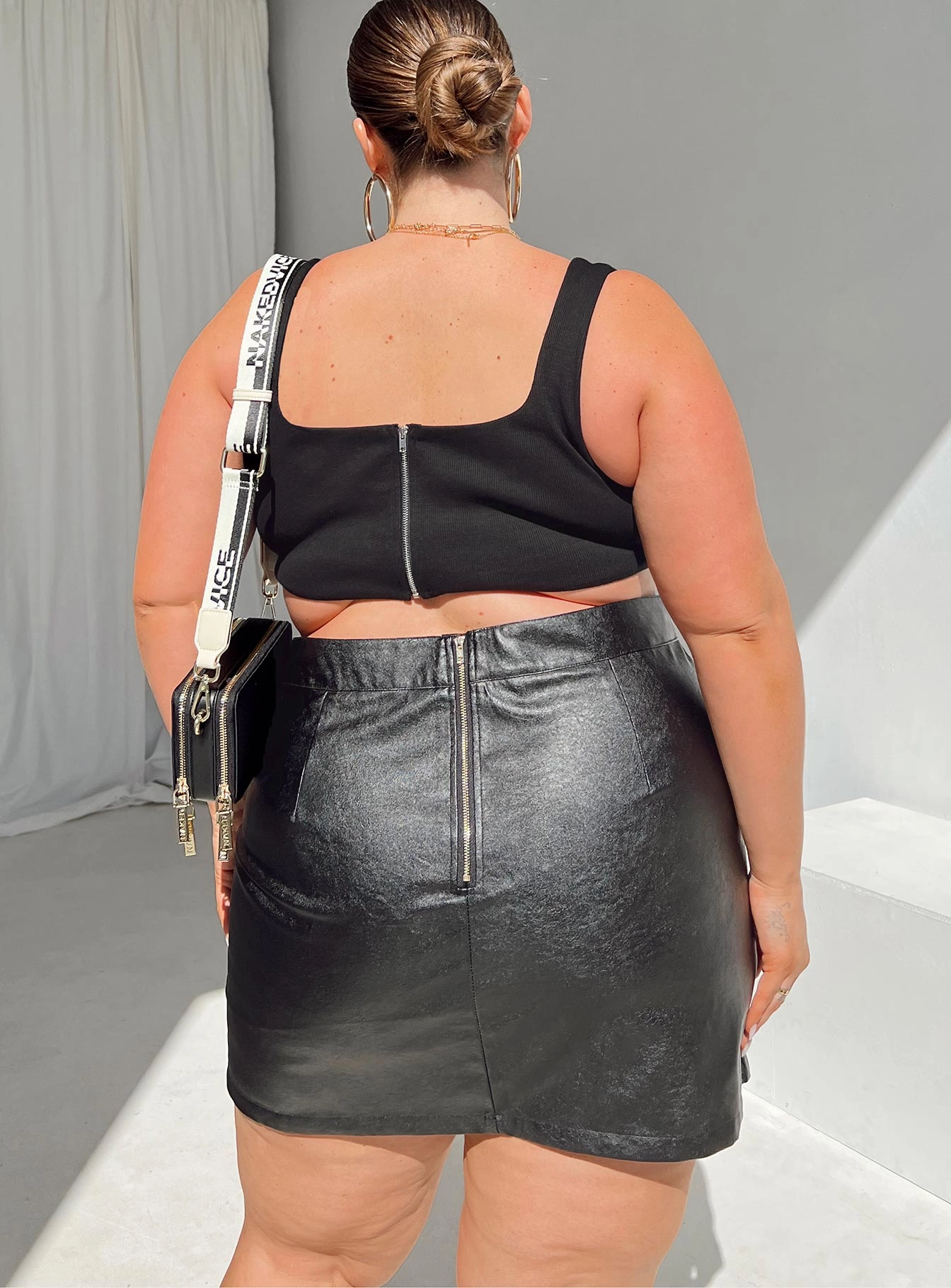 Chelsea Mini Skirt Black Curve Soft Movement