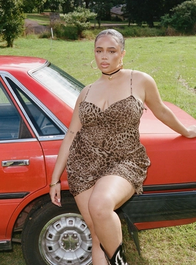 Linnard Mini Dress Leopard Curve Stylish day dress