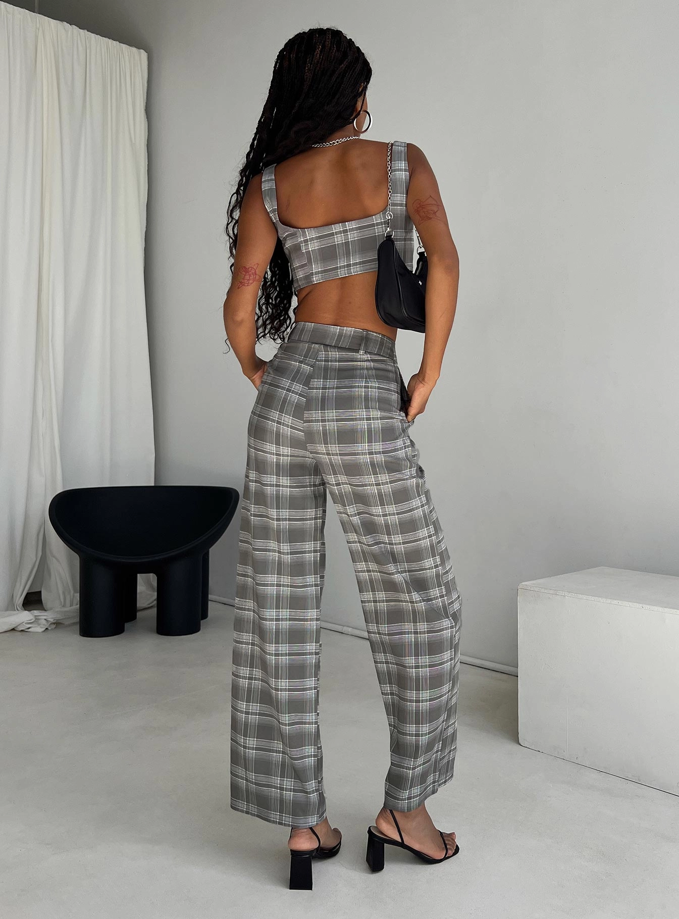 Huxley Set Grey Check SoftTouchFinish Easy Comfort