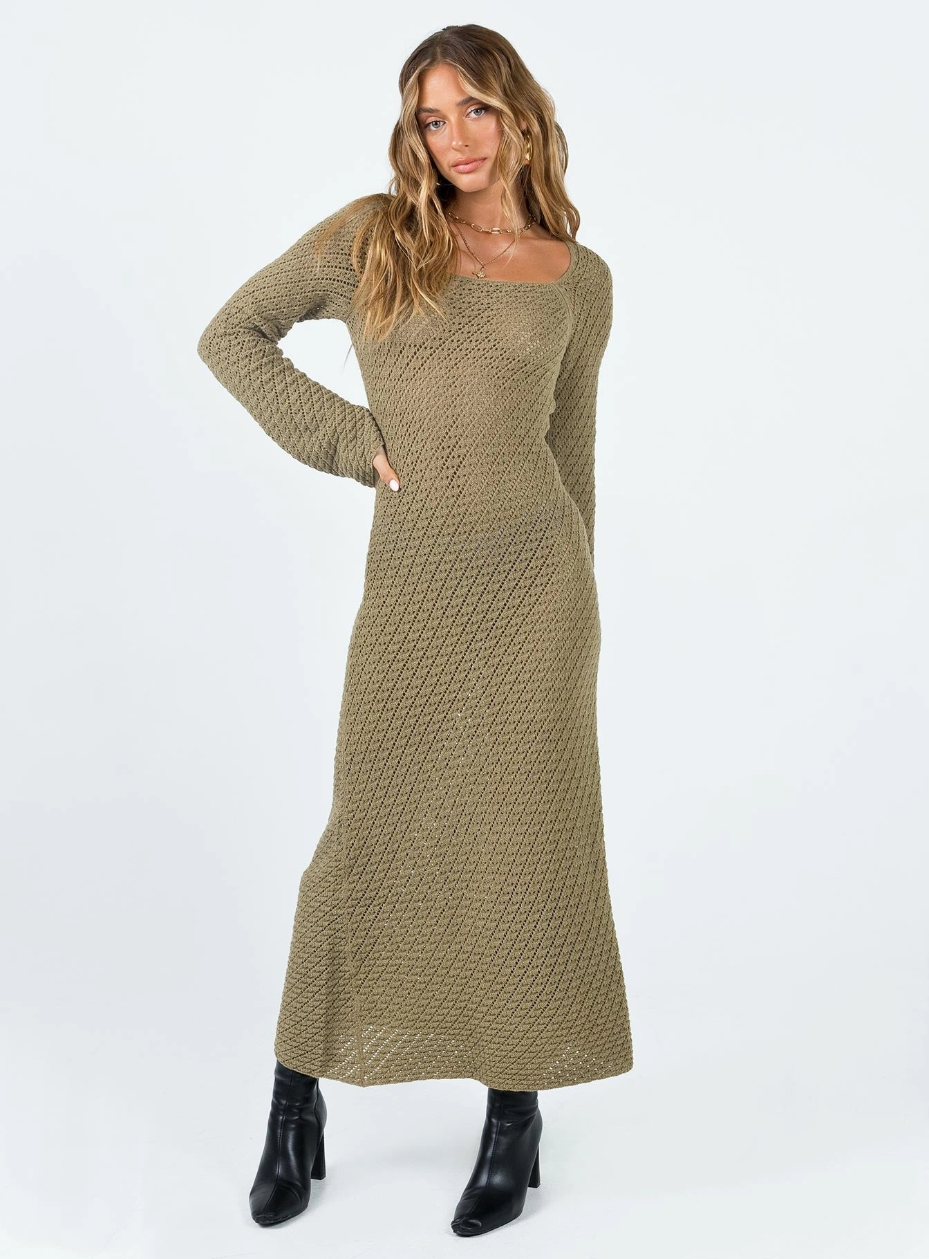 museum visit Trend Movement Lorena Long Sleeve Maxi Dress Khaki