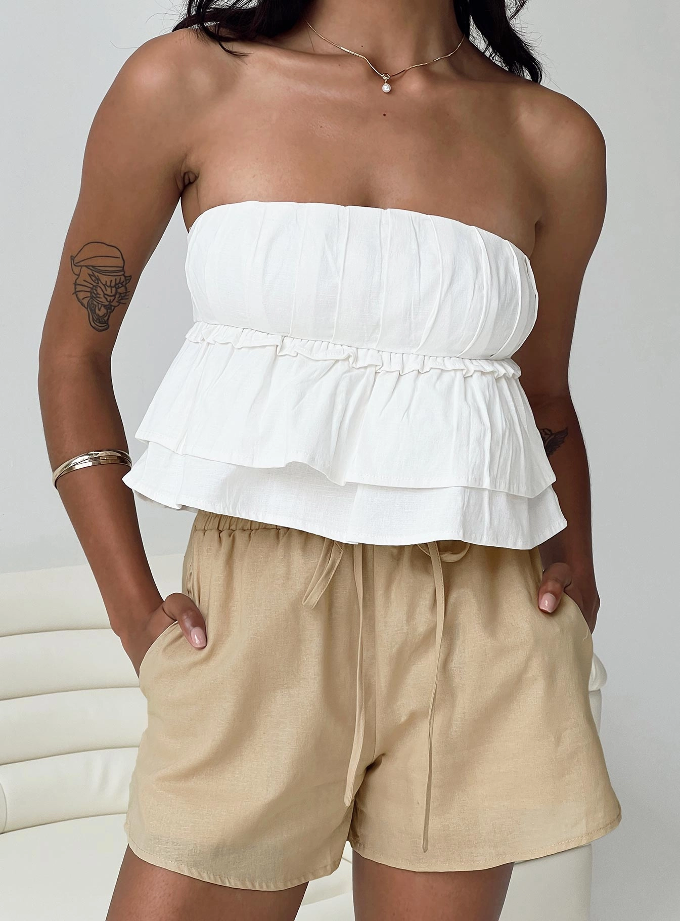Basils Shorts Beige cardigan