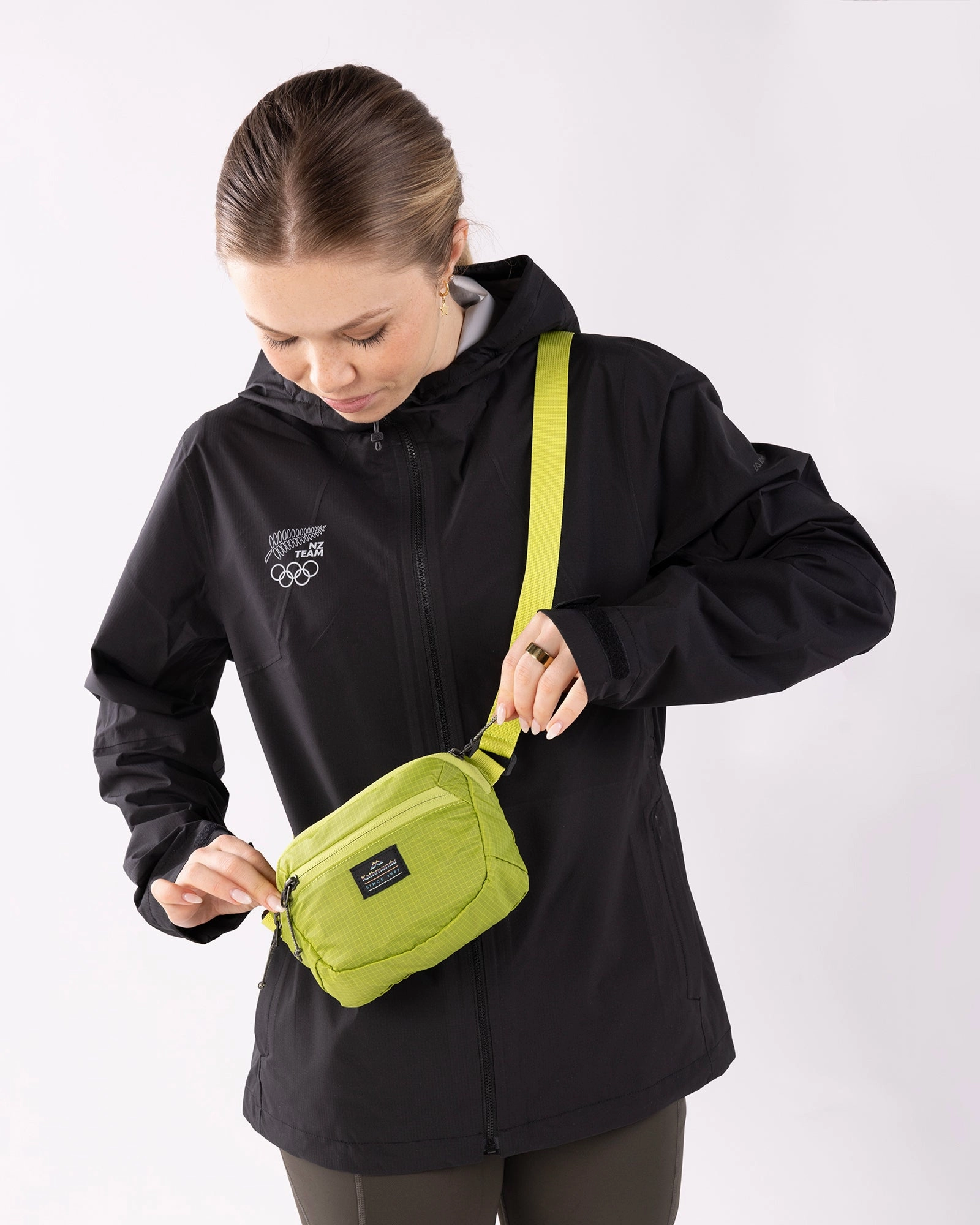 Women's Trailhead Stretch Rain Jacket - Black | New Zealand Team Supporters Collection Four Way Stretch