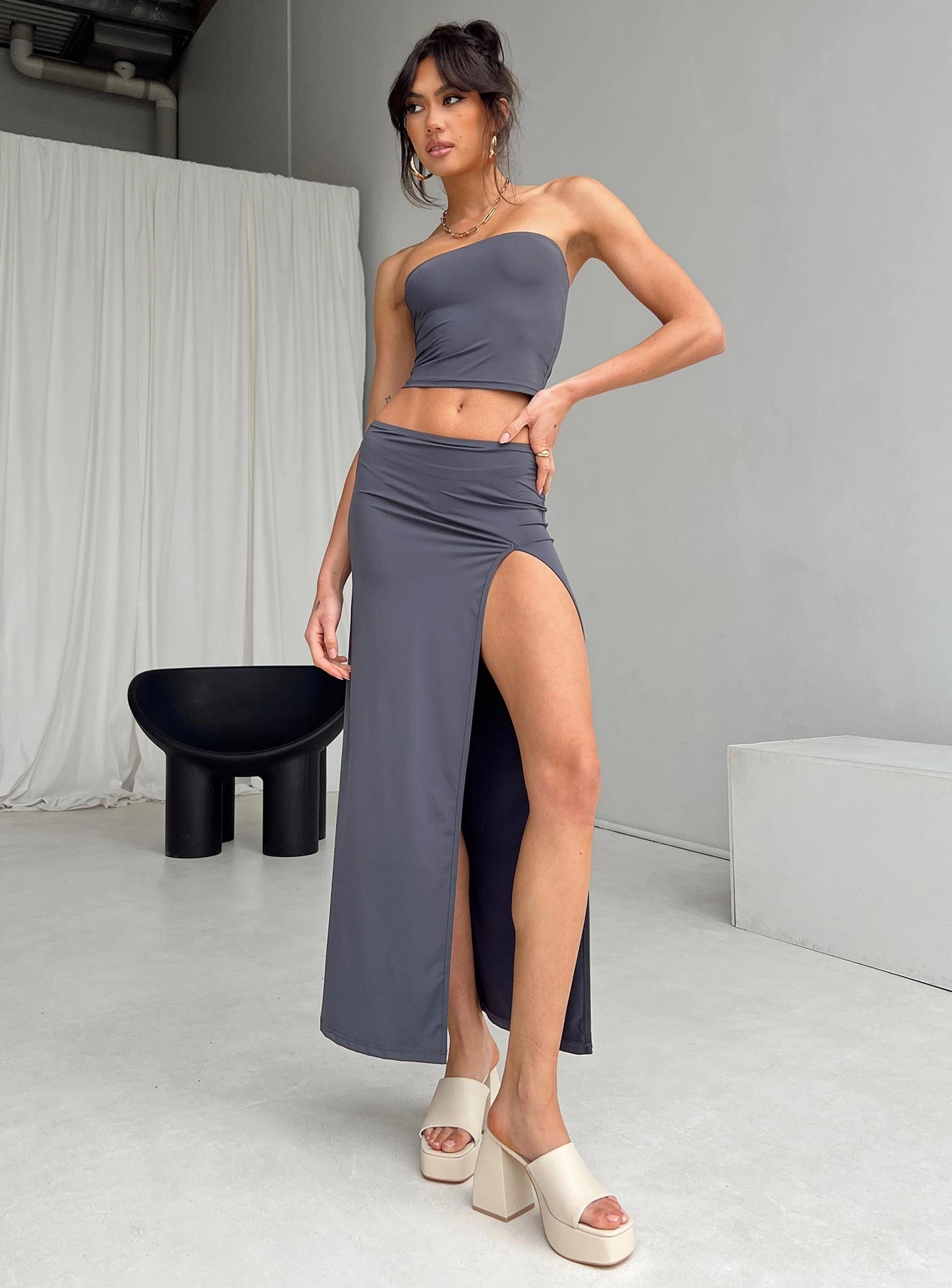 Everyday Style Tropical theme Lowell Maxi Skirt Grey