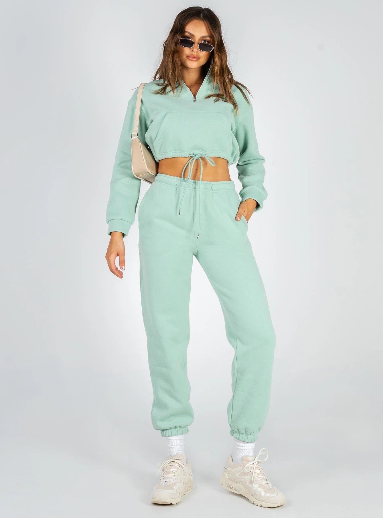 Roomy Fit Mesh Panel Pheonix Pants Sage