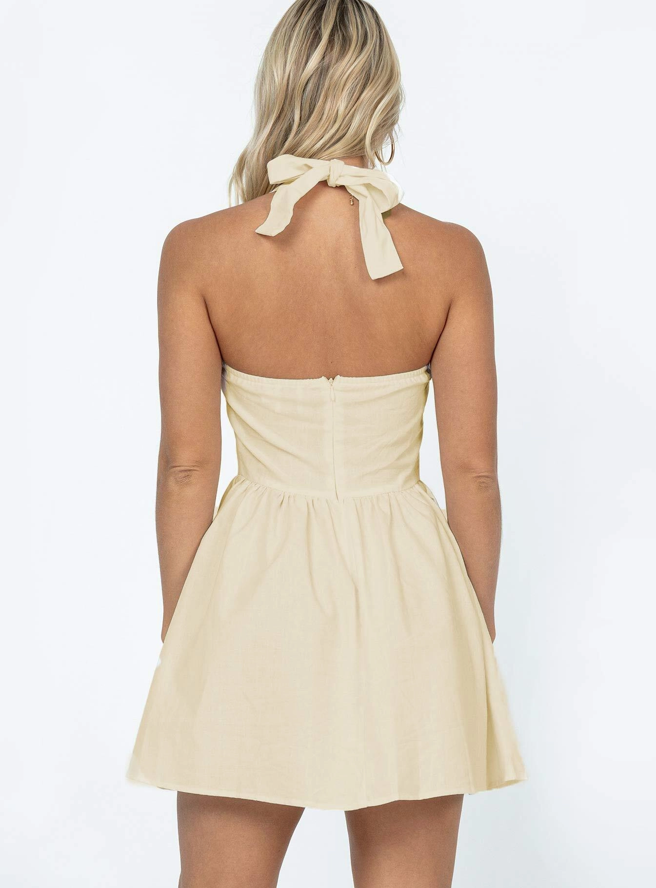 Elegant Silhouette All Fit Style Lyle Mini Dress Cream