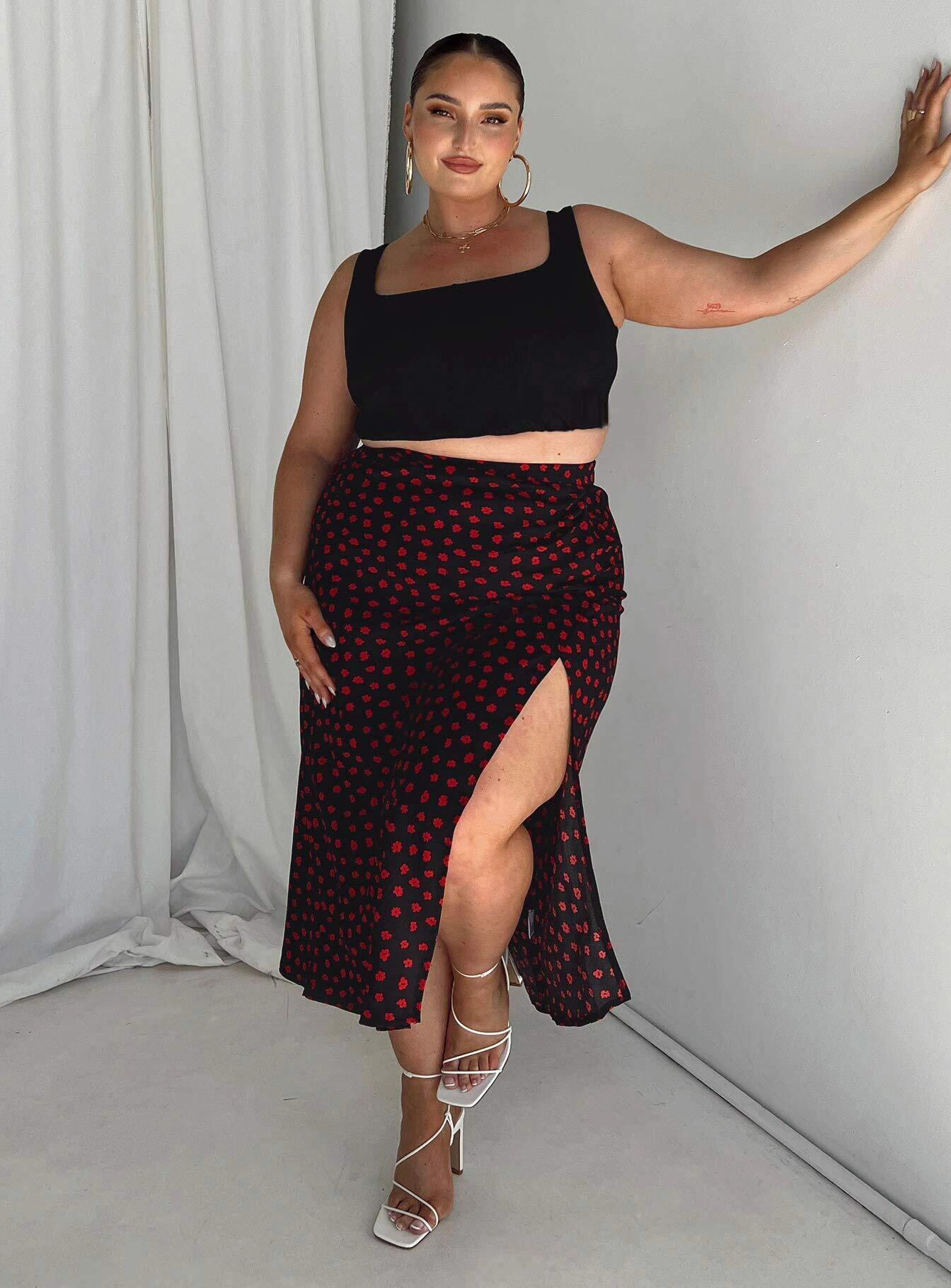 Diagonal Slit Mabel Midi Skirt Curve