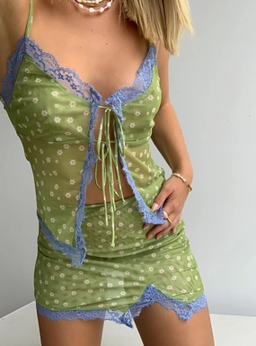 Scalloped Edge Malia Set Green