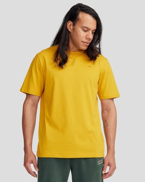 Men's 1987 Organic Cotton T-shirt - Golden Cozy and Comfortable Everyday Fashion Look