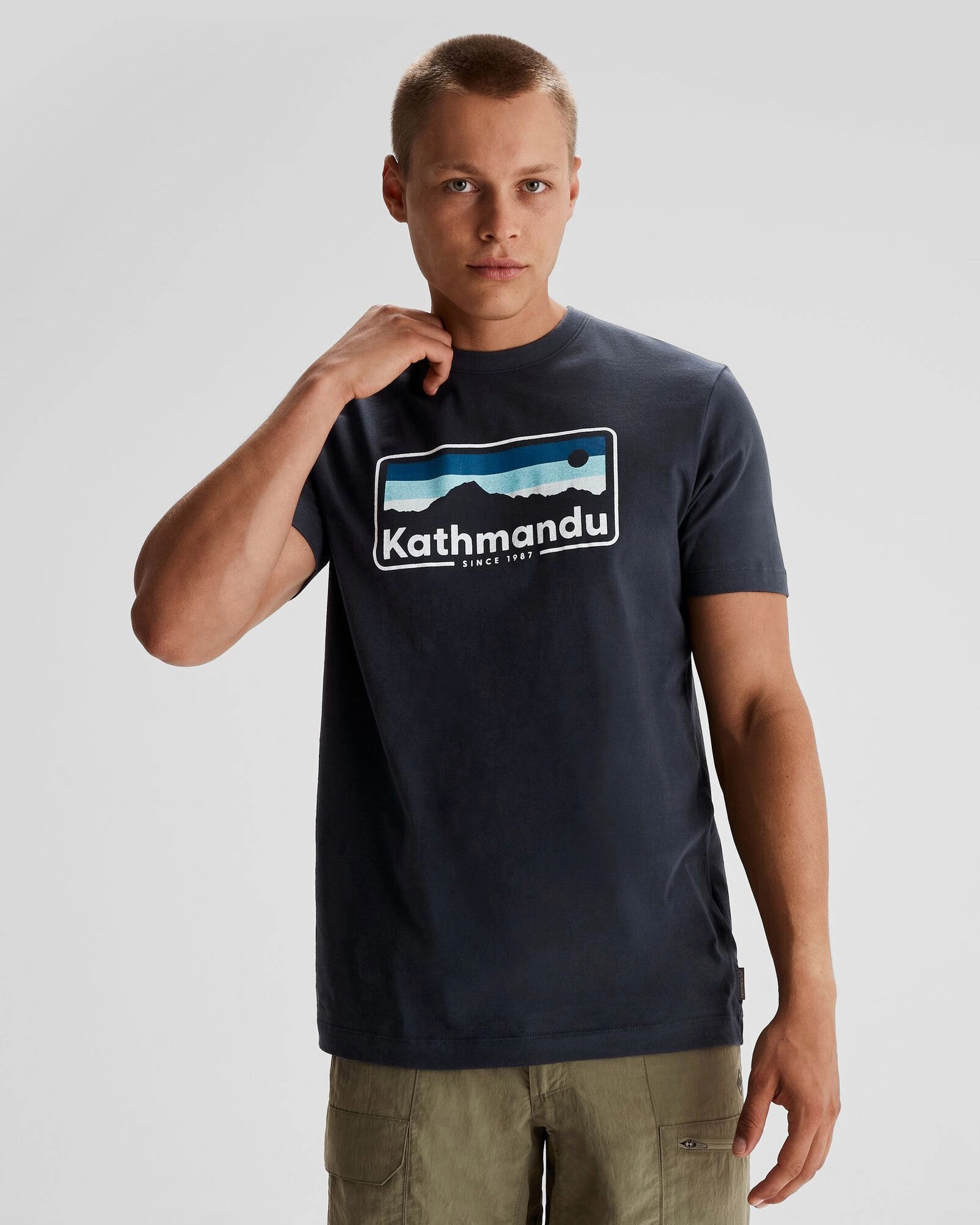 Vibrant Prints Men's Kathmandu Logo 70's Organic Cotton T-shirt - Midnight Navy