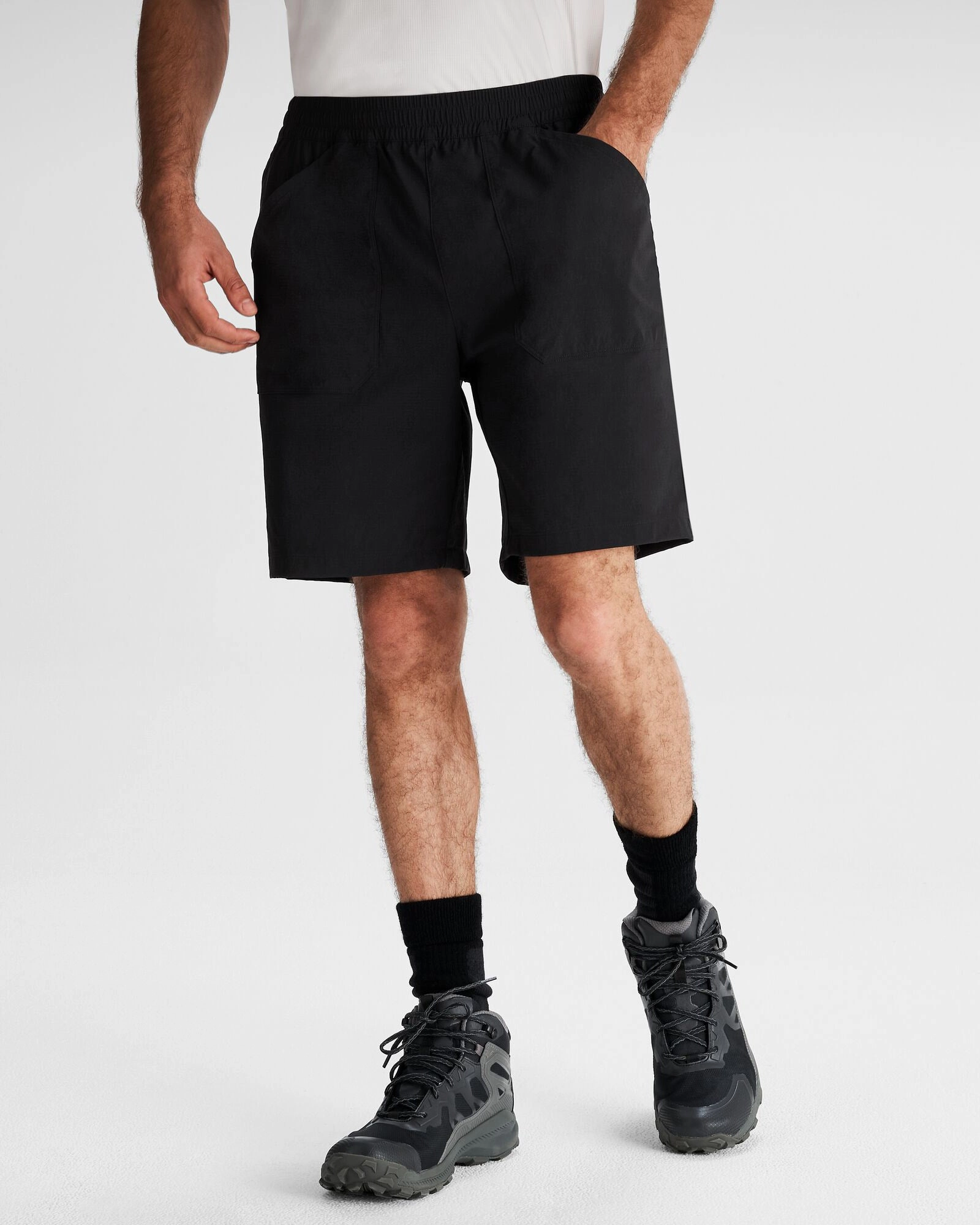 Lightweight Feel Flame Retardant Coating Men's Miro Pull On 8" Shorts - Black Stingray