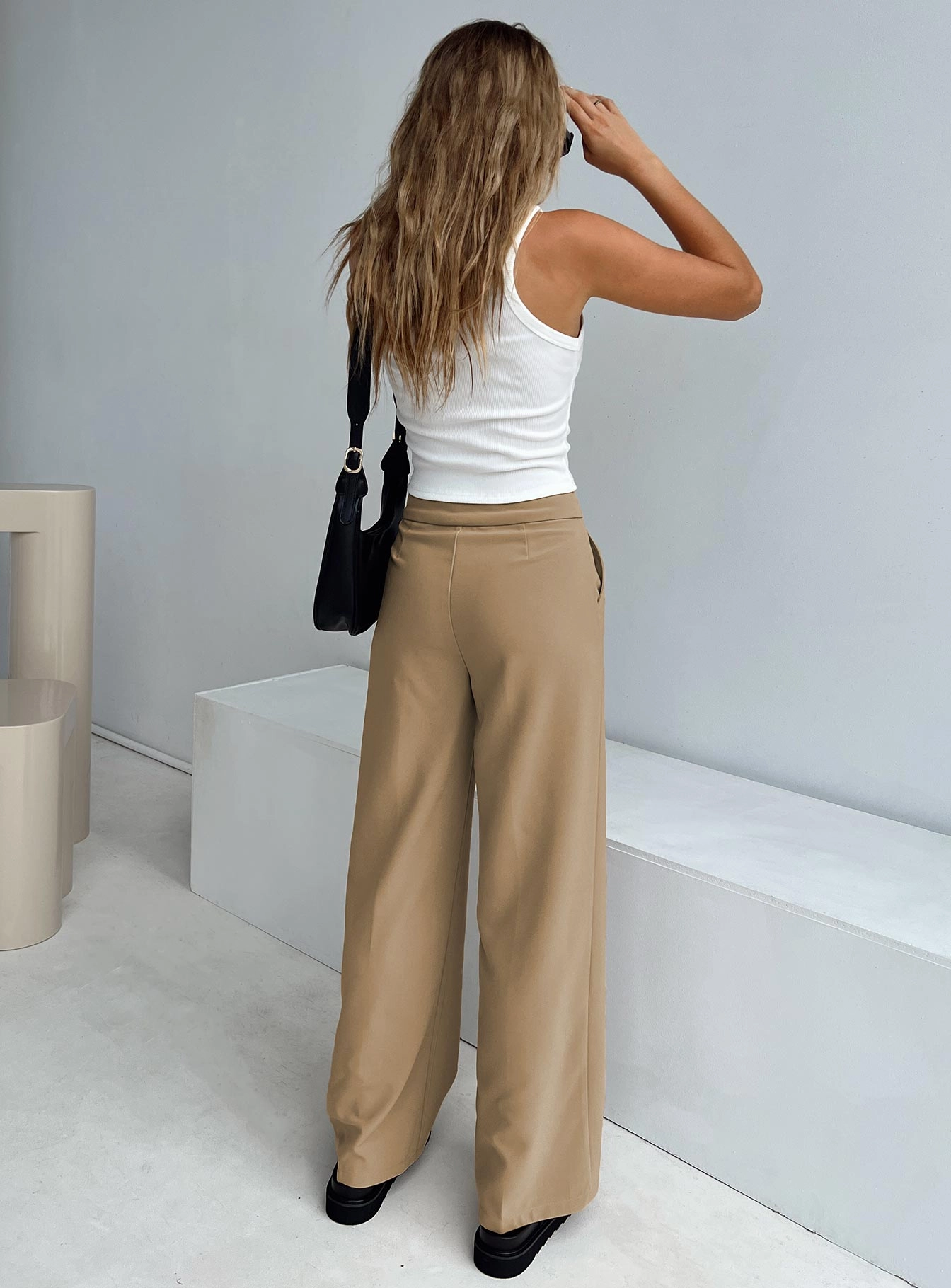 Fade Resistant Dye No Ride Fit Messert Pants Beige