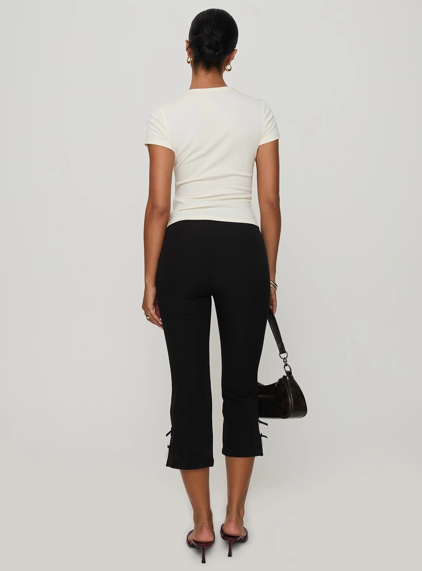 Mignonette Capri Pant Black AntiStaticFinish Curved Waistline