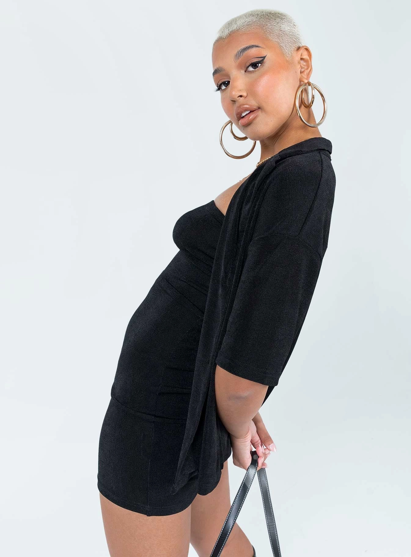 Form Fitting NonChafeSeams Misha Set Black