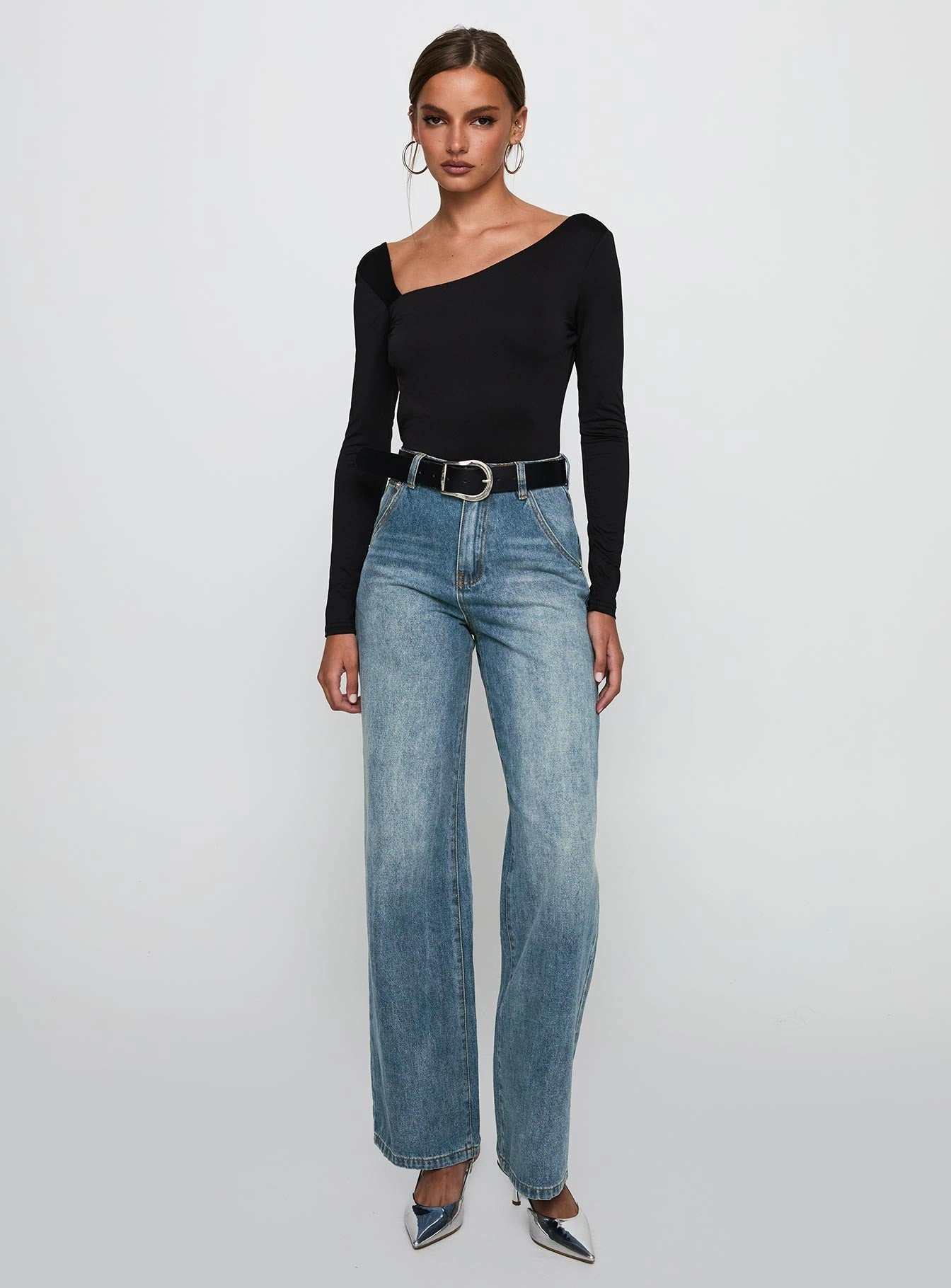 Sacramento High Rise Straight Leg Jeans Mid Blue Denim Spring Mood Bold Look