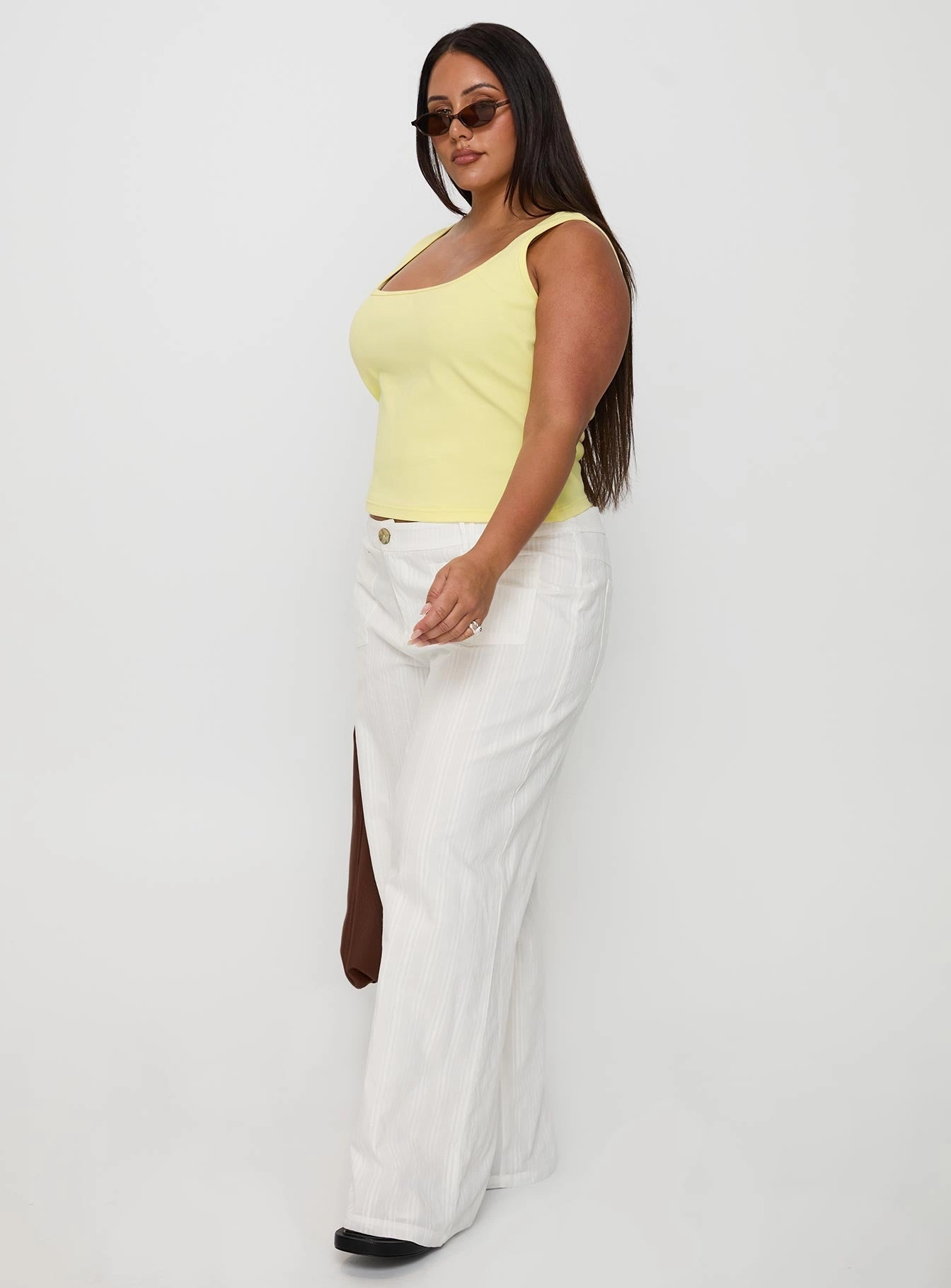 Vendi Low Rise Pant White Curve Odor Resistant Treatment Urban Fit